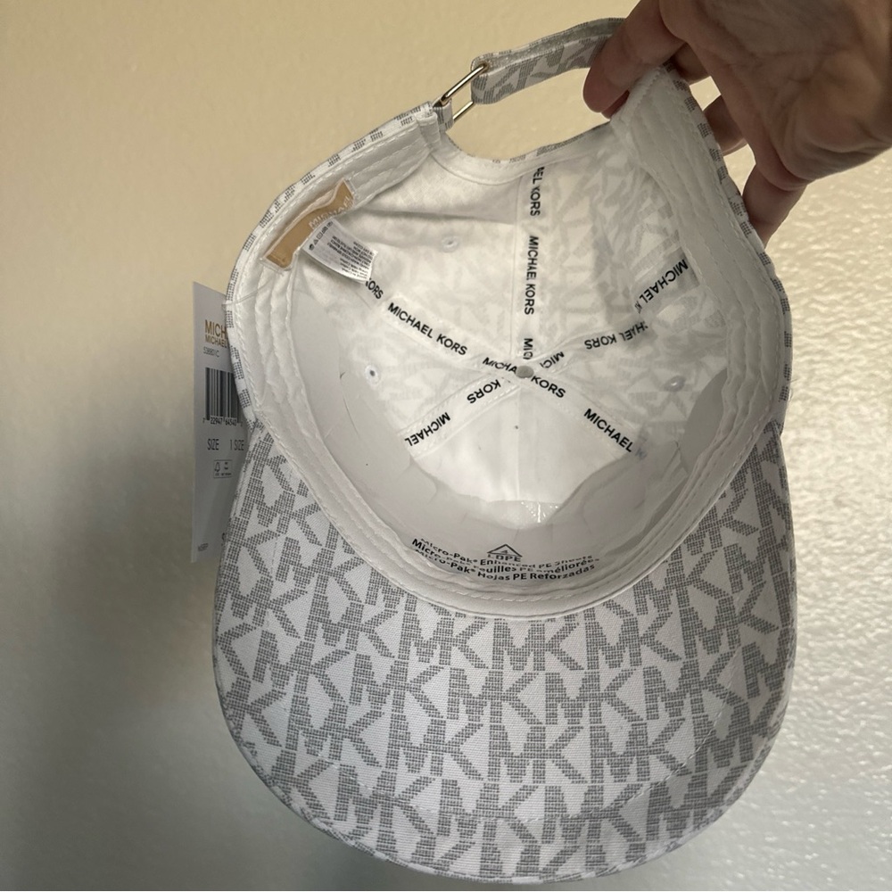 Michael Kors white/Grey Monogram Baseball Cap NWT one size - Picture 7 of 10